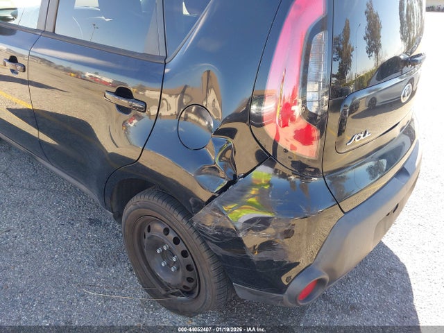 KIA Soul 2015 KNDJN2A23F7137886 Image 6