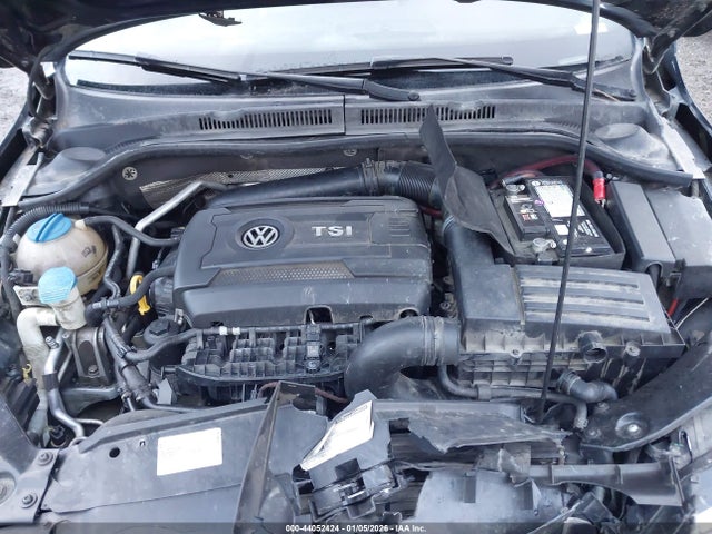 3VWD17AJ7GM410958 Volkswagen Jetta