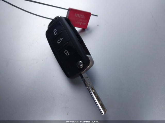 3VWD17AJ7GM410958 Volkswagen Jetta