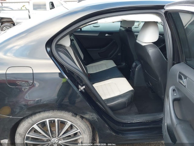 3VWD17AJ7GM410958 Volkswagen Jetta