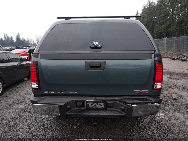 44052428 :رقم المزاد ، 1GT423C82BF163070 vin ، 2011 Gmc Sierra 3500hd Sle مزاد بيع