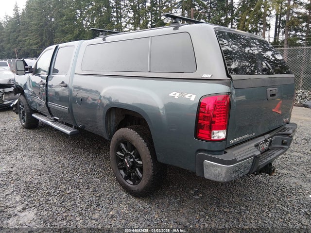 44052428 :رقم المزاد ، 1GT423C82BF163070 vin ، 2011 Gmc Sierra 3500hd Sle مزاد بيع
