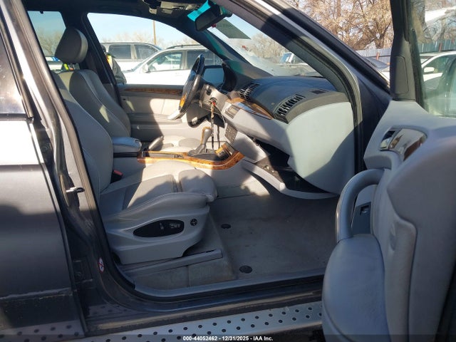 44052462 :رقم المزاد ، 5UXFB33522LH30623 vin ، 2002 Bmw X5 4.4i مزاد بيع