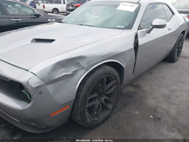 2C3CDZBT2JH241136 Dodge Challenger R/t