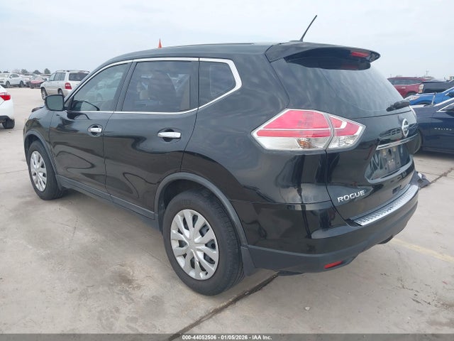 2015 Nissan Rogue S მანქანა იყიდება აუქციონზე, vin: KNMAT2MT4FP553181, აუქციონის ნომერი: 44052506