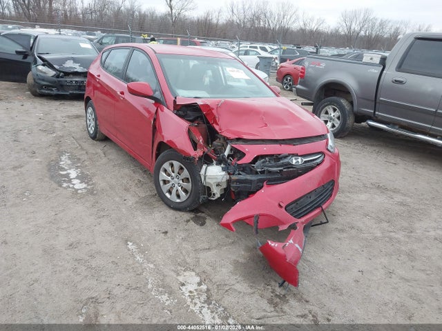 KMHCT5AE5GU286163 Hyundai ACCENT SE
