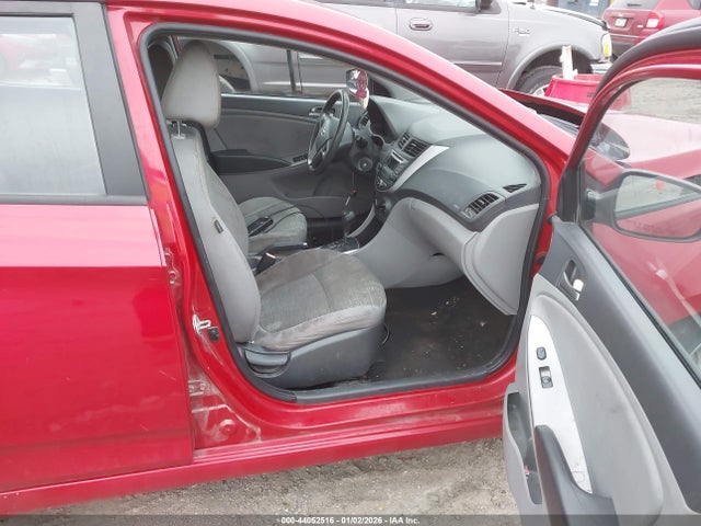 KMHCT5AE5GU286163 Hyundai ACCENT SE