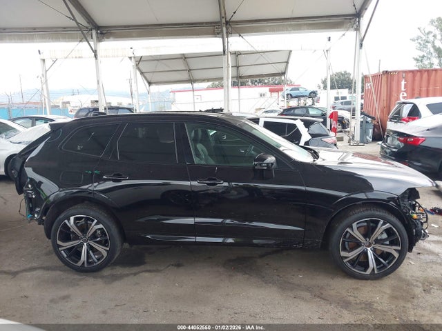 YV4H60DM3R1944927 Volvo Xc60 Recharge Plug-in Hybrid T8 Ultimate Dark Theme