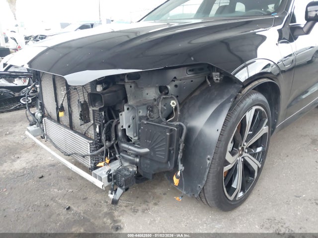 YV4H60DM3R1944927 Volvo Xc60 Recharge Plug-in Hybrid T8 Ultimate Dark Theme