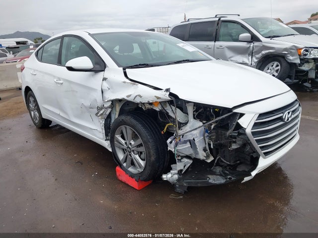 5NPD84LF5HH186389 Hyundai ELANTRA SE