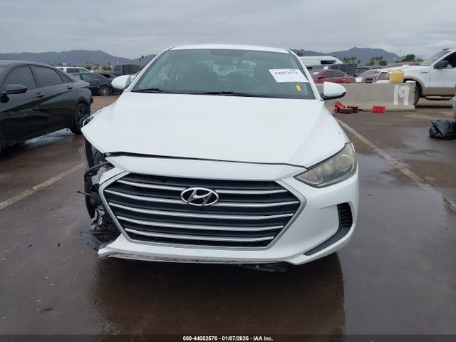5NPD84LF5HH186389 Hyundai ELANTRA SE