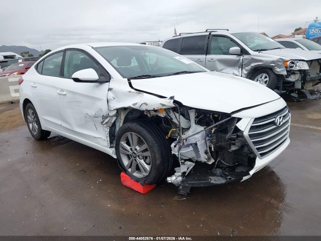 5NPD84LF5HH186389 Hyundai ELANTRA SE