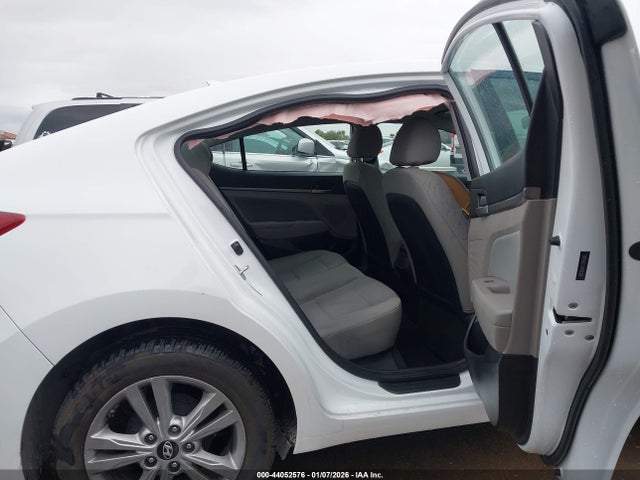 5NPD84LF5HH186389 Hyundai ELANTRA SE