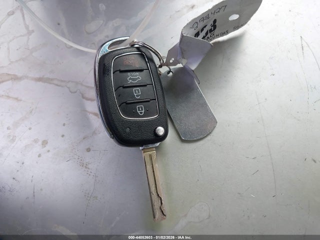 5NPE24AF1KH794071 Hyundai SONATA SE