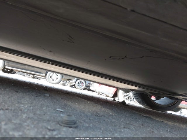 2021 TESLA MODEL Y 5YJYGAEEXMF300323 Photo 9