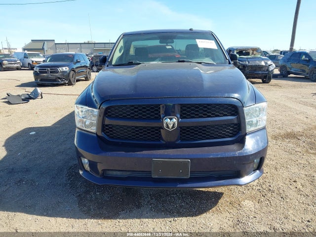 Продаж на аукціоні авто 2017 Ram 1500 Express  4x2 6'4 Box, vin: 3C6JR6AT2HG672081, номер лоту: 44052646