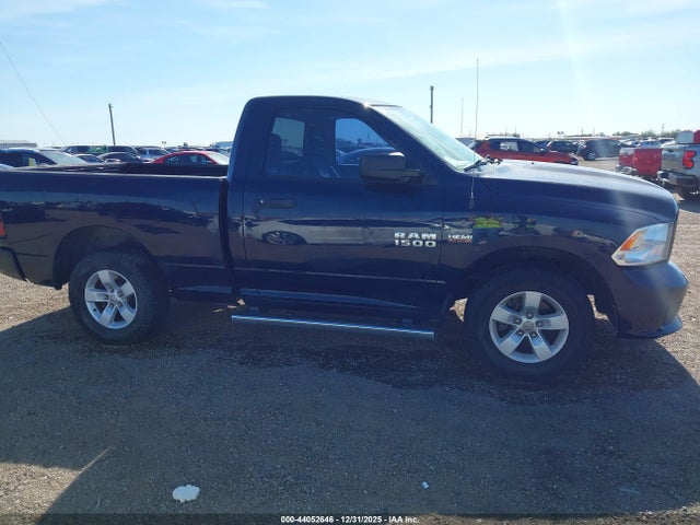 Продаж на аукціоні авто 2017 Ram 1500 Express  4x2 6'4 Box, vin: 3C6JR6AT2HG672081, номер лоту: 44052646