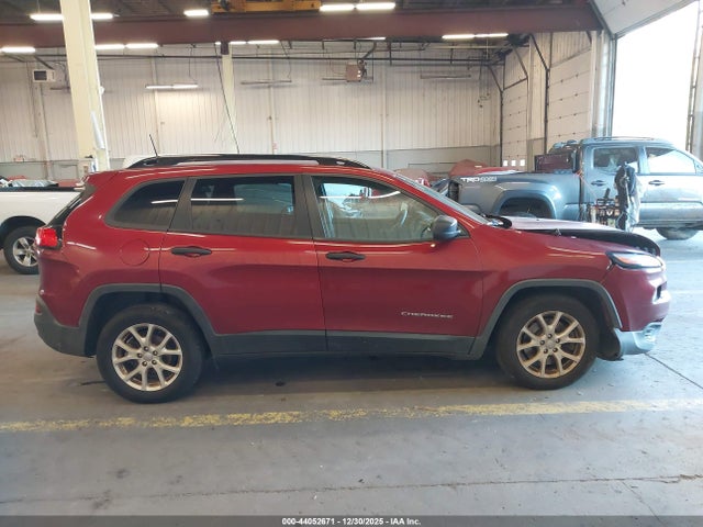 1C4PJLAB1HW577626 Jeep Cherokee Sport Fwd