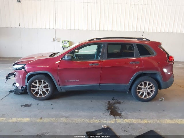 1C4PJLAB1HW577626 Jeep Cherokee Sport Fwd