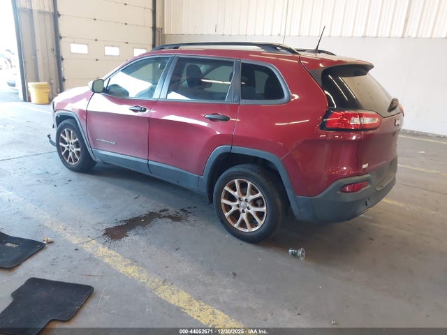 1C4PJLAB1HW577626 Jeep Cherokee Sport Fwd