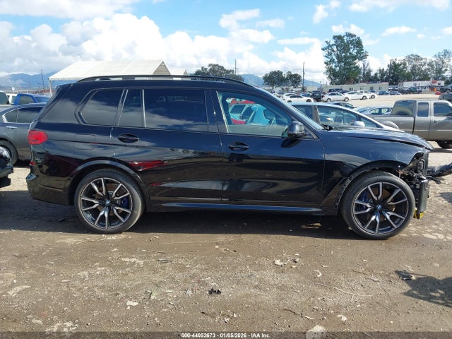 Продаж на аукціоні авто 2021 Bmw X7 Xdrive40i, vin: 5UXCW2C01M9E52853, номер лоту: 44052673