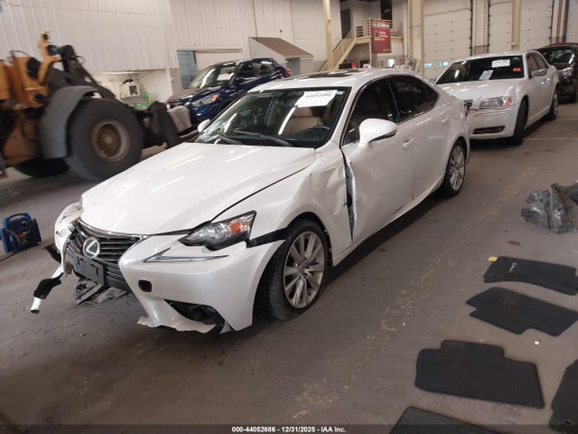 2016 LEXUS IS 300 JTHCM1D20G5002717 Photo 1