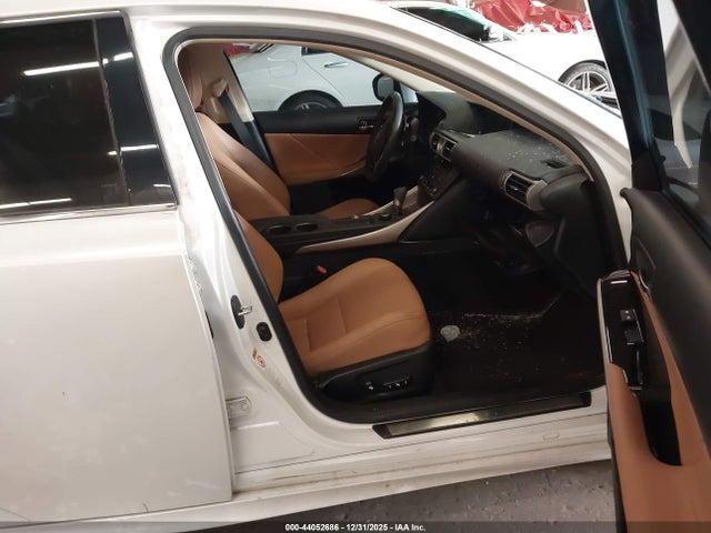 2016 LEXUS IS 300 JTHCM1D20G5002717 Photo 4