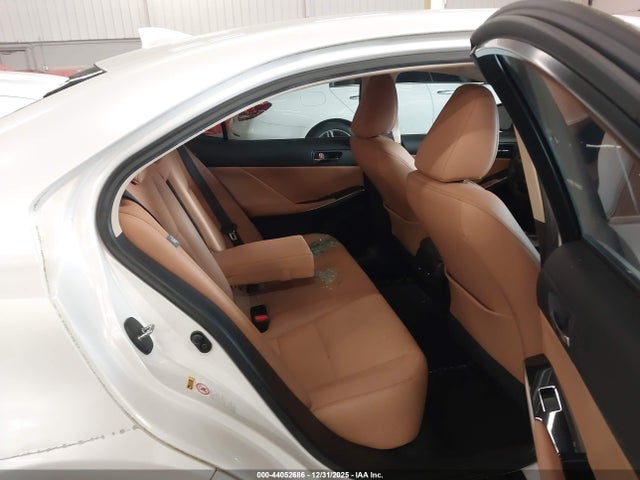 2016 LEXUS IS 300 JTHCM1D20G5002717 Photo 7
