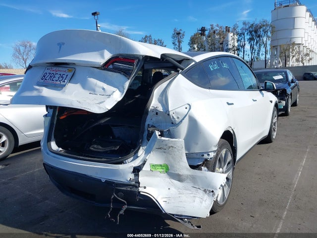 2021 Tesla Model Y Long Range Dual Motor All-wheel Drive მანქანა იყიდება აუქციონზე, vin: 5YJYGDEE2MF306389, აუქციონის ნომერი: 44052689