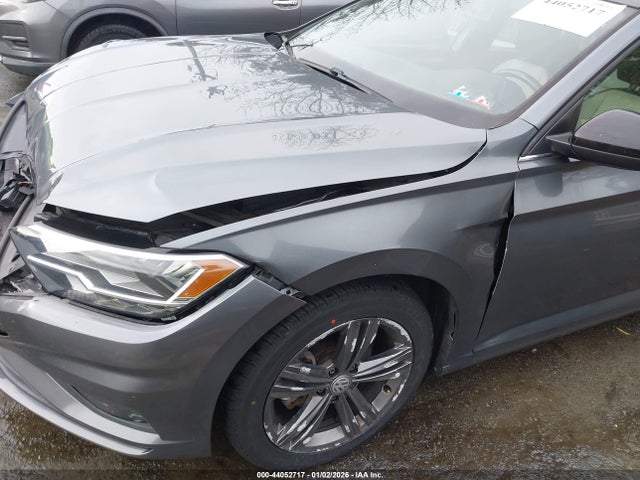 2019 Volkswagen Jetta 1.4t R-line/1.4t S/1.4t Se მანქანა იყიდება აუქციონზე, vin: 3VWC57BU2KM240557, აუქციონის ნომერი: 44052717