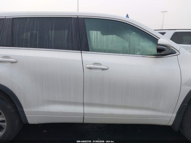Toyota Highlander Le Plus V6 2015 5TDBKRFH4FS120975 Image 12