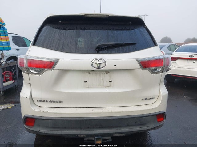 Toyota Highlander Le Plus V6 2015 5TDBKRFH4FS120975 Image 15