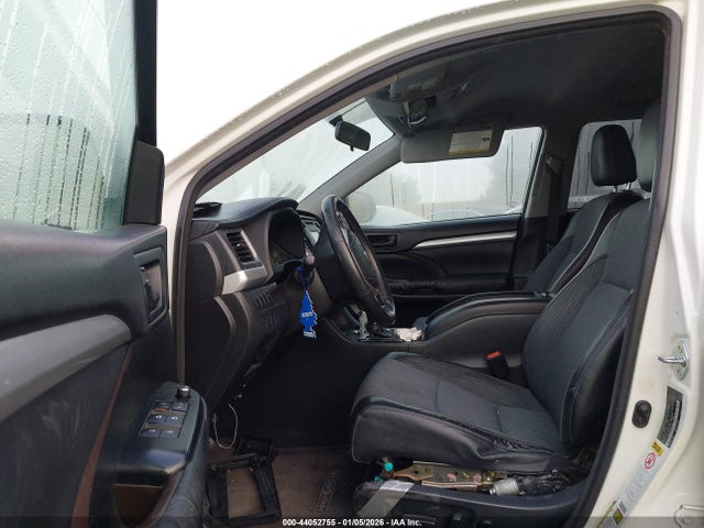 Toyota Highlander Le Plus V6 2015 5TDBKRFH4FS120975 Image 5