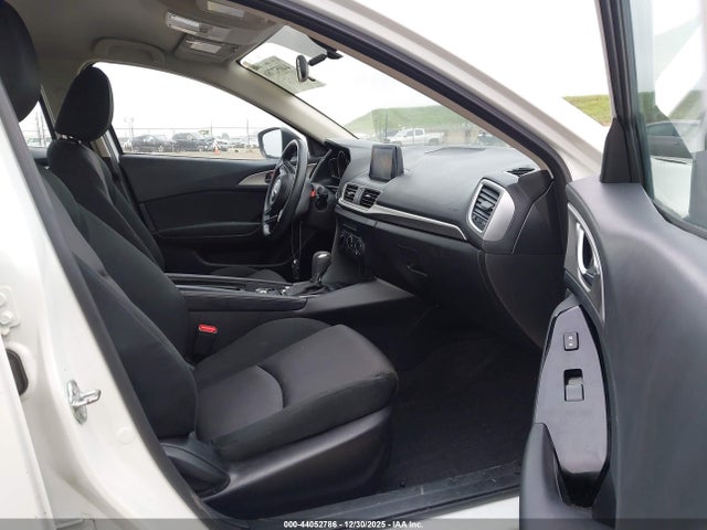 44052786 :رقم المزاد ، JM1BN1U77H1100917 vin ، 2017 Mazda Mazda3 Sport مزاد بيع