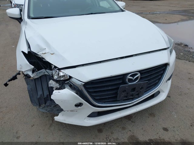 44052786 :رقم المزاد ، JM1BN1U77H1100917 vin ، 2017 Mazda Mazda3 Sport مزاد بيع