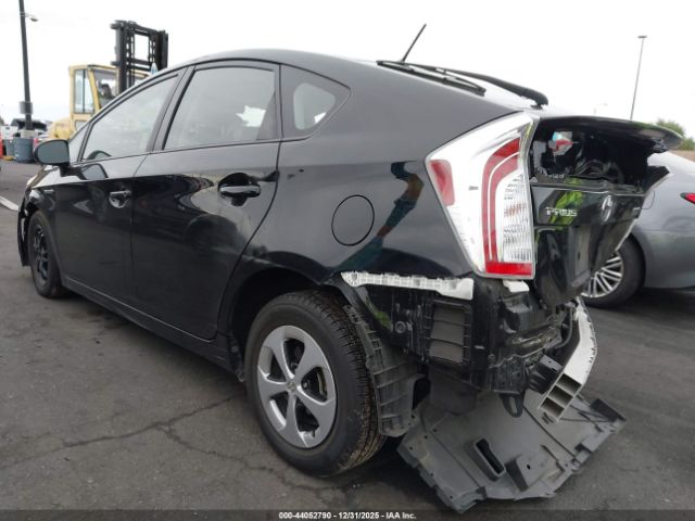 2015 TOYOTA PRIUS JTDKN3DU4F1970512 Photo 2