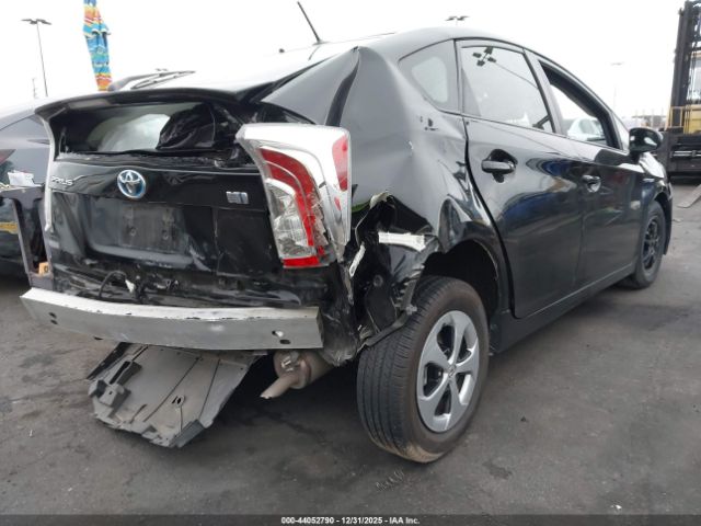 2015 TOYOTA PRIUS JTDKN3DU4F1970512 Photo 3