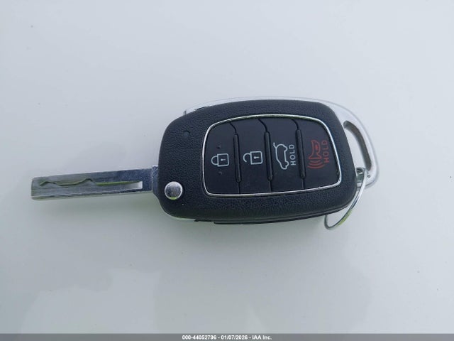 5NMZTDLB3JH090118 Hyundai Santa Fe Sport 2.4l