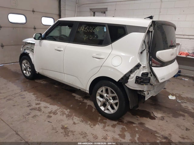 Продажа на аукционе авто 2024 Kia Soul Lx, vin: KNDJ23AU7R7230902, номер лота: 44052824