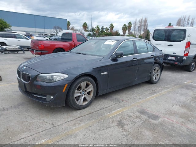 2011 BMW 528I WBAFR1C56BC742298 Photo 1