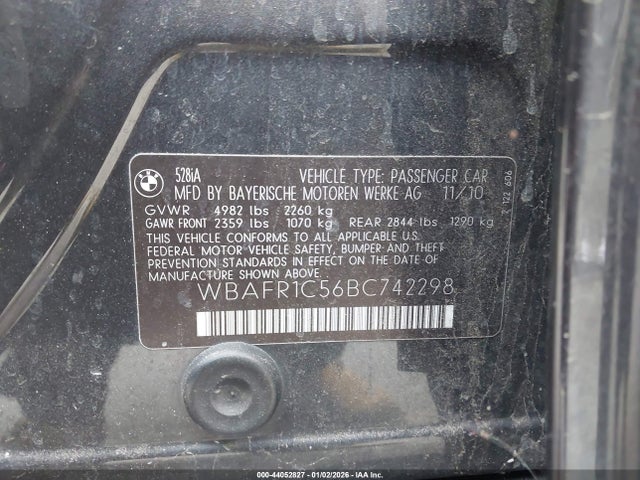 2011 BMW 528I WBAFR1C56BC742298 Photo 8