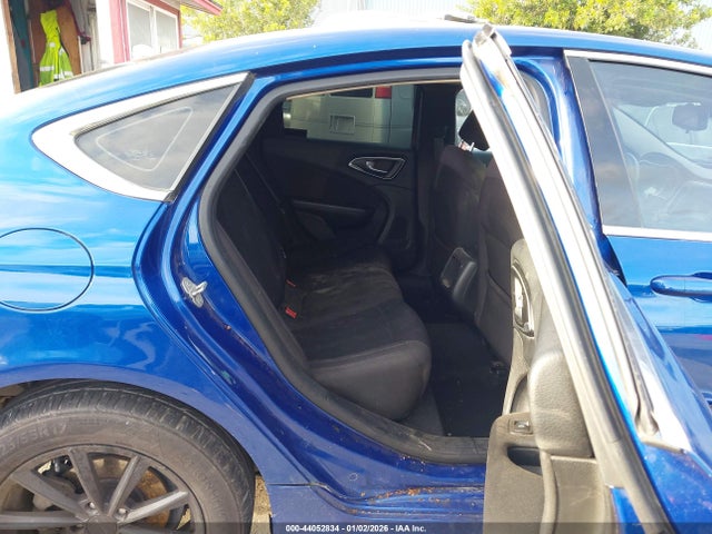Chrysler 200 Limited 2015 1C3CCCAB9FN669325 Image 8
