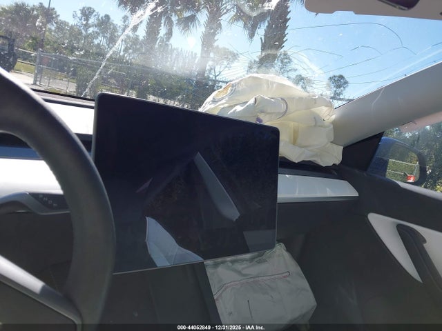 2022 TESLA MODEL Y 7SAYGDEE4NF322372 Photo 6