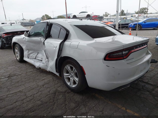 2022 DODGE CHARGER 2C3CDXBG1NH201868 Photo 2