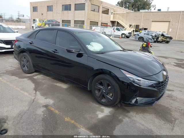 Hyundai ELANTRA SEL 2022 5NPLM4AG9NH070708 zdjęcie główne