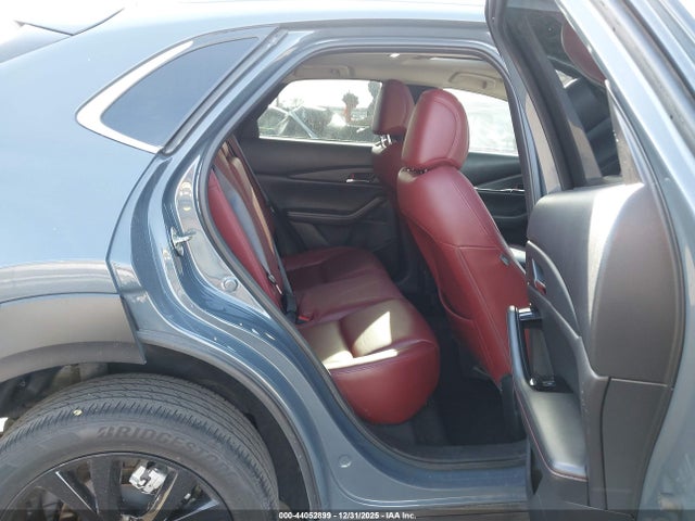 3MVDMBCM3PM500501 Mazda Cx-30 2.5 S Carbon Edition