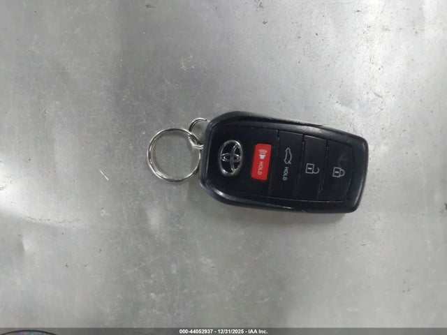 5YFP4MCEXRP210688 Toyota COROLLA SE