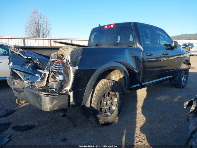 1C6RR7GG0NS175327 RAM 1500 Classic Warlock 4x4 6&#039;4 Box