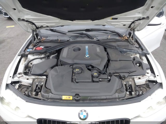 BMW 330e Iperformance 2017 WBA8E1C55HK479983 Image 10