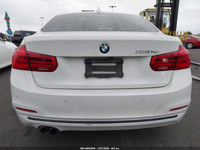 BMW 330e Iperformance 2017 WBA8E1C55HK479983 Image 16